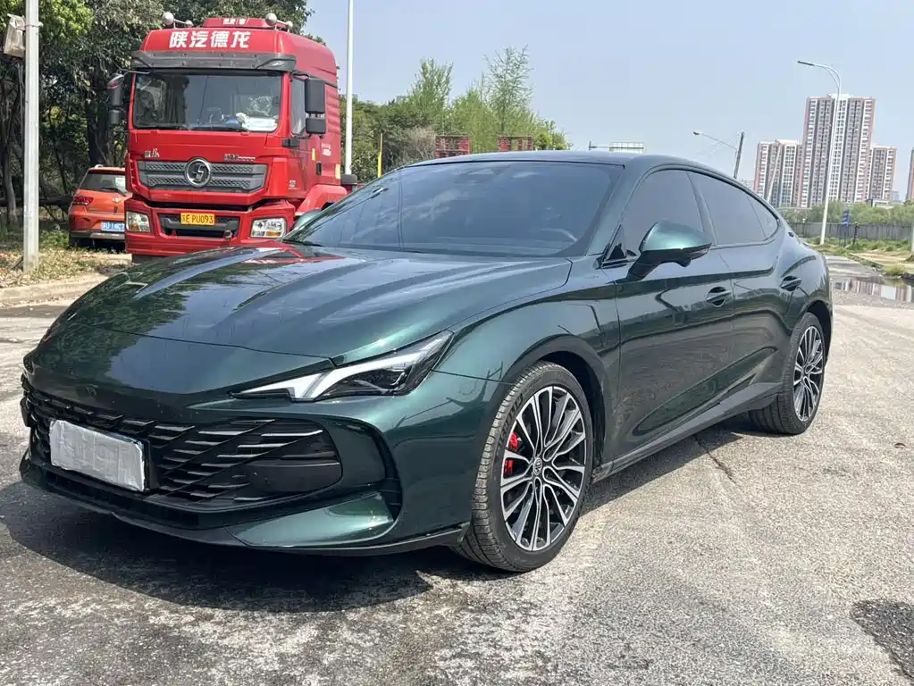 MG MG7 2023