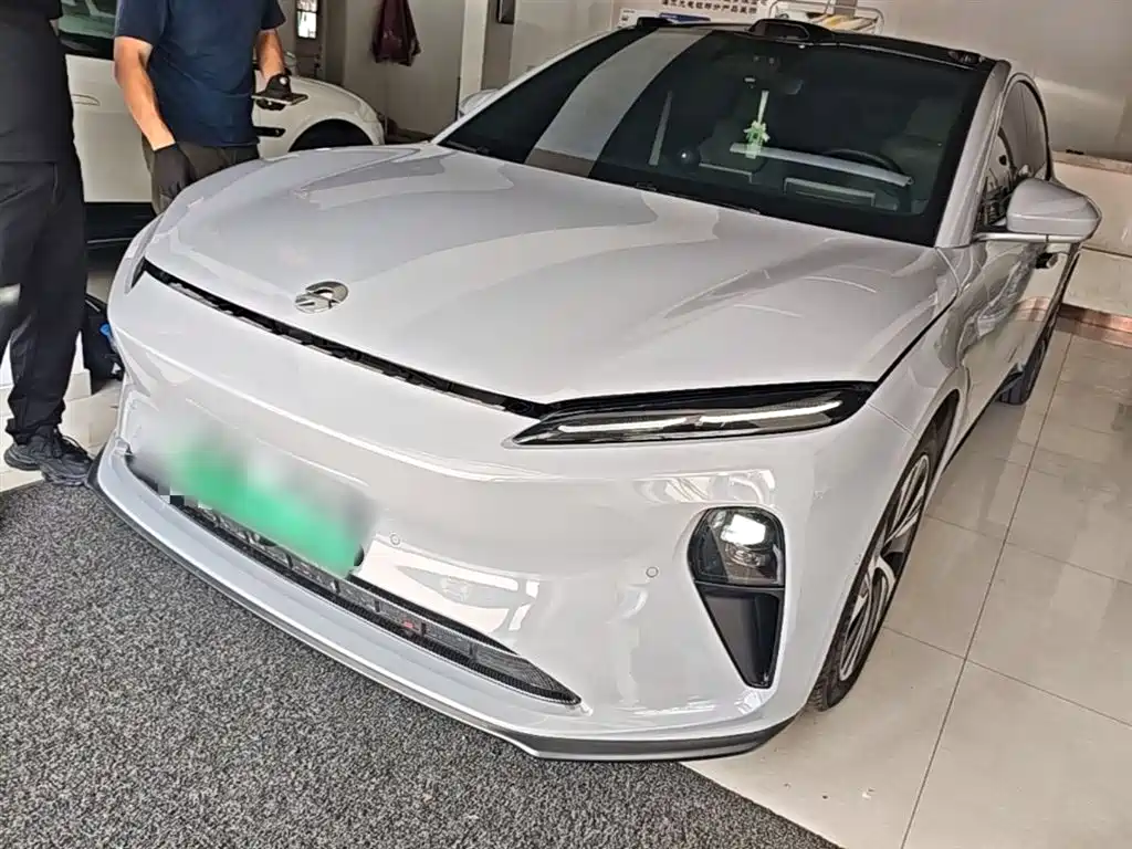 NIO ET5 2024