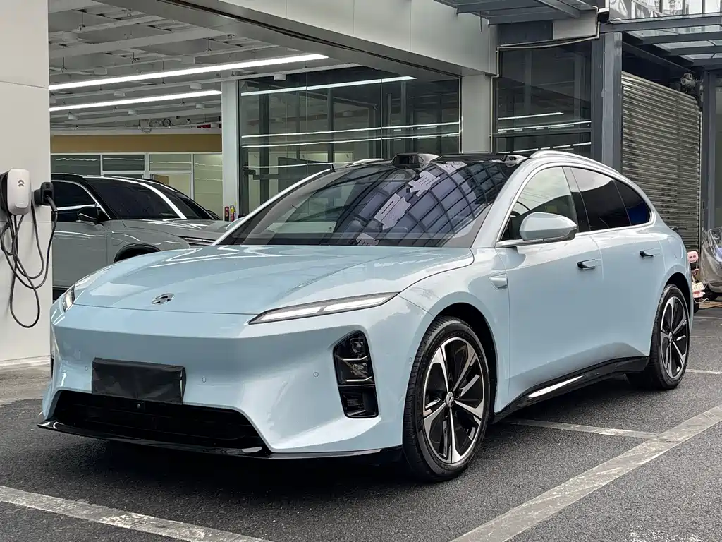 NIO ET5T 2025