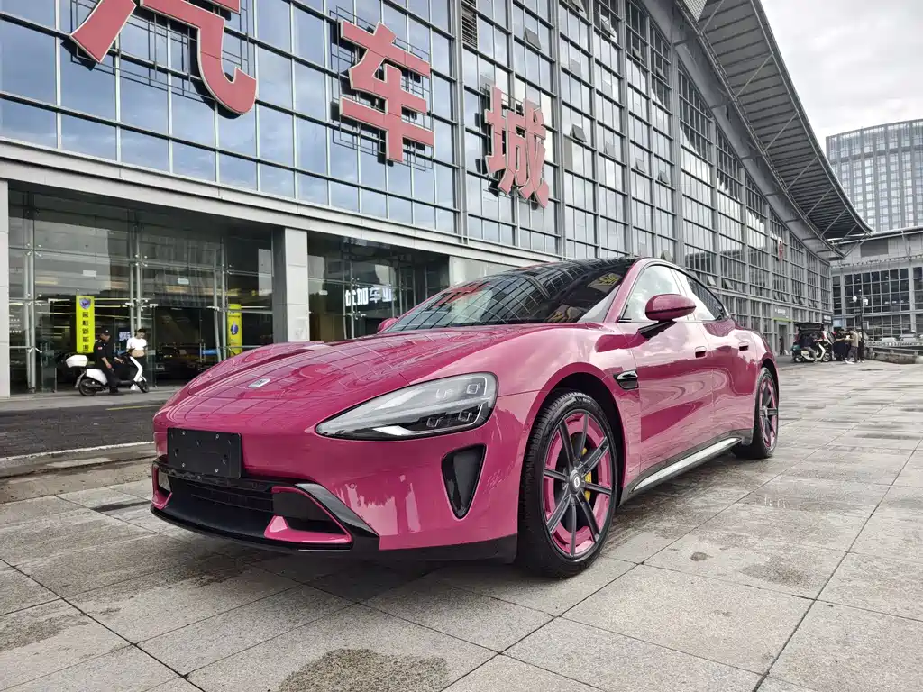 Xiaomi SU7 2025