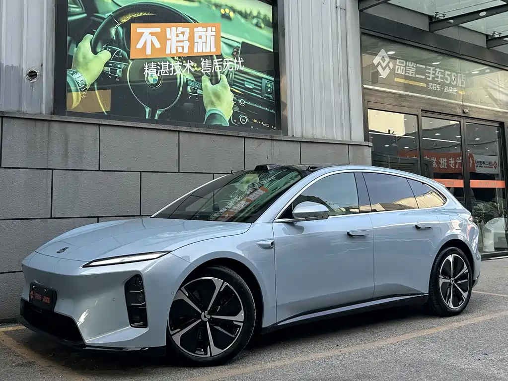 NIO ET5T 2025