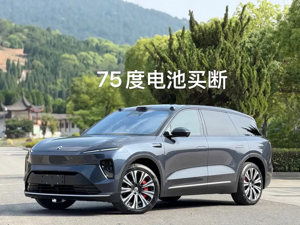 NIO ES8 2024
