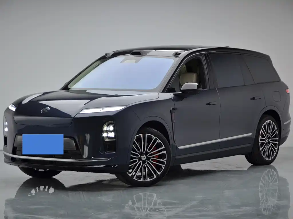 NIO ES8 2025