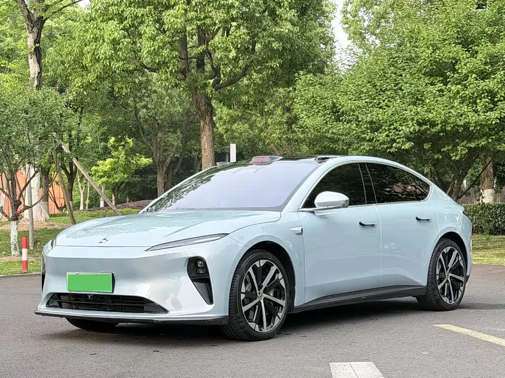 NIO ET5 2023