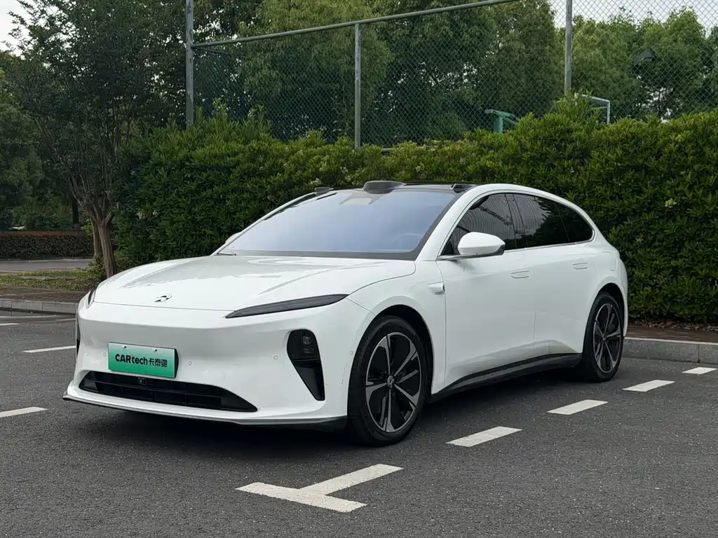 NIO ET5T 2024