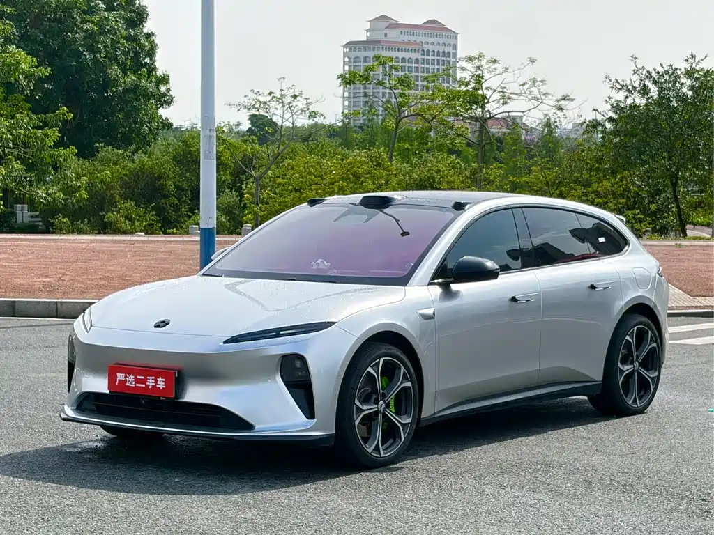 NIO ET5T 2024