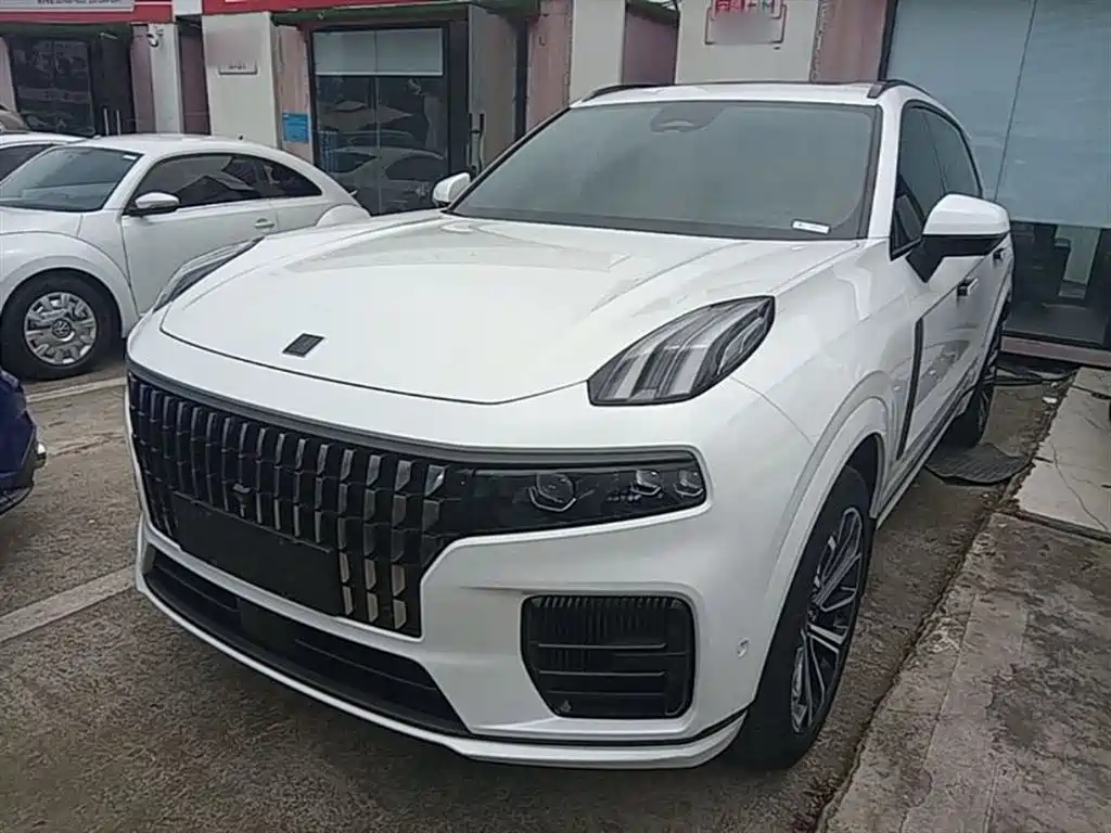 Lynk & Co 09 EM-P 2022