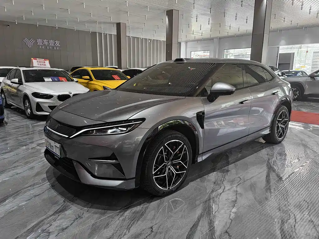 BYD L EV 2025