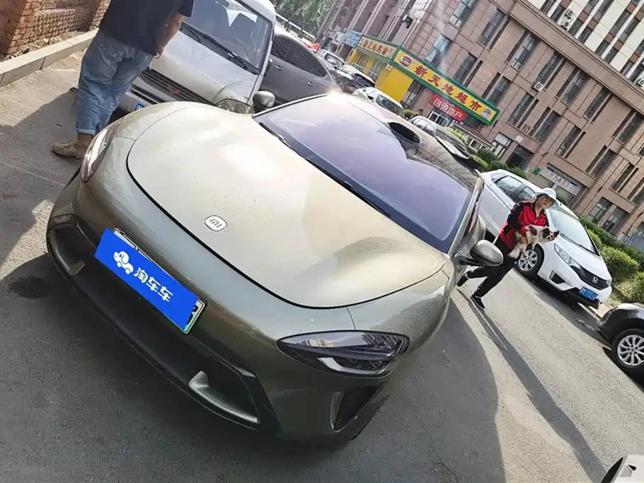 Xiaomi SU7 2024