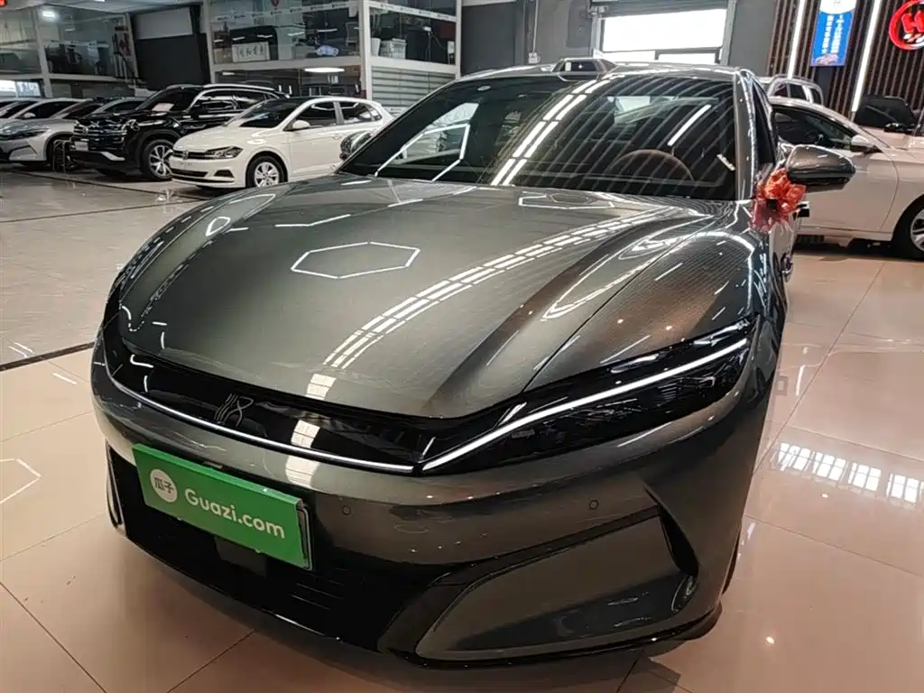 BYD 汉L 2025