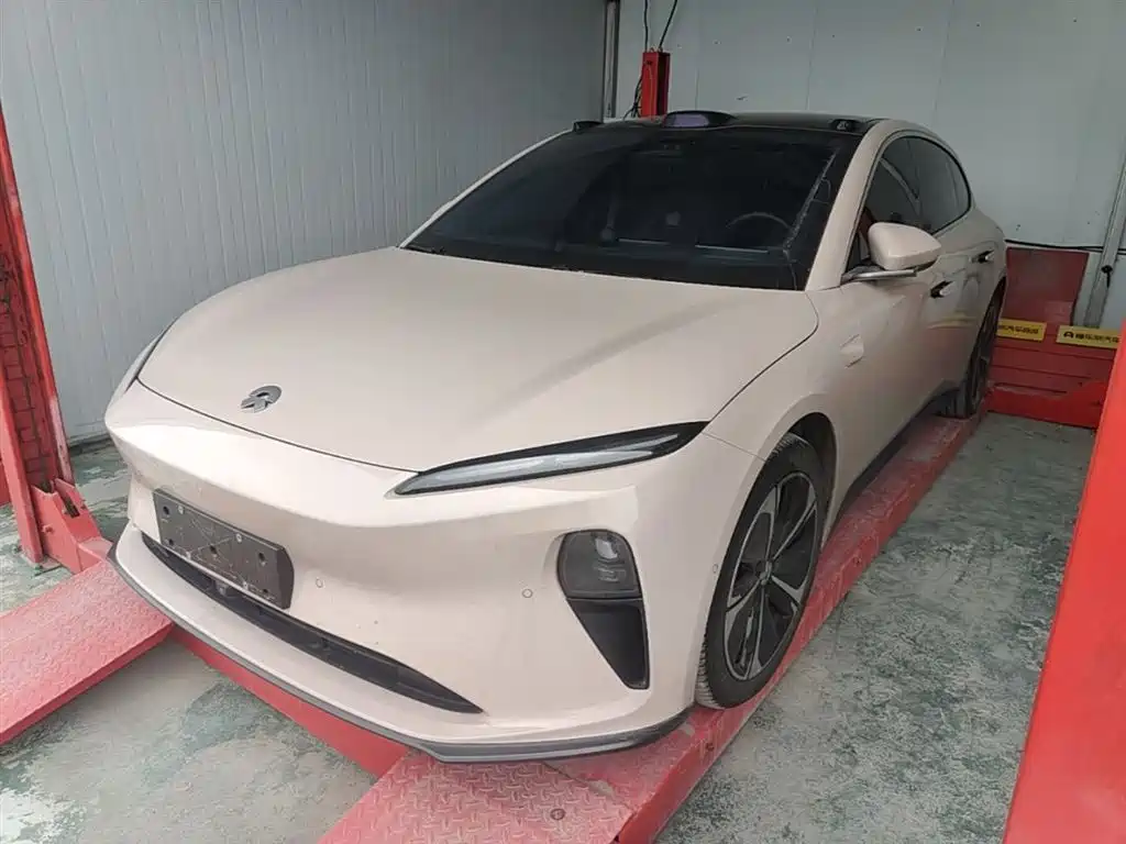 NIO ET5T 2024