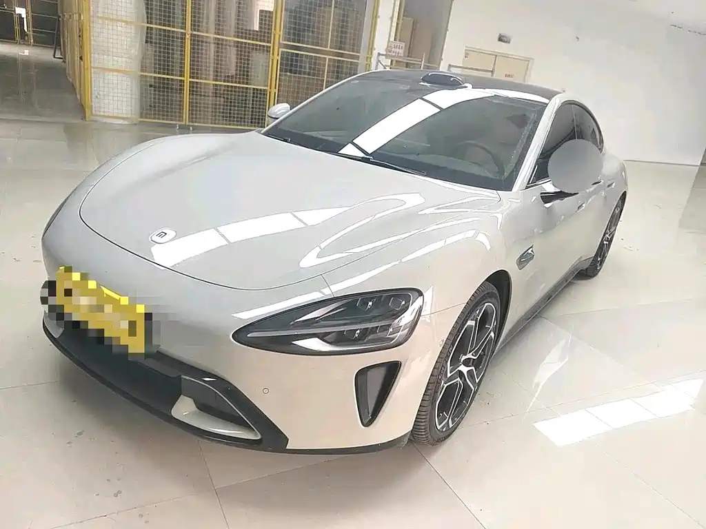 Xiaomi SU7 2024