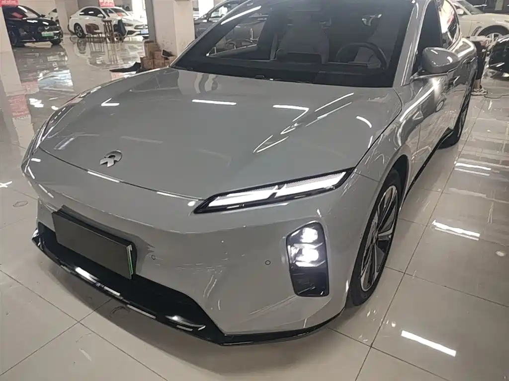 NIO ET5T 2025