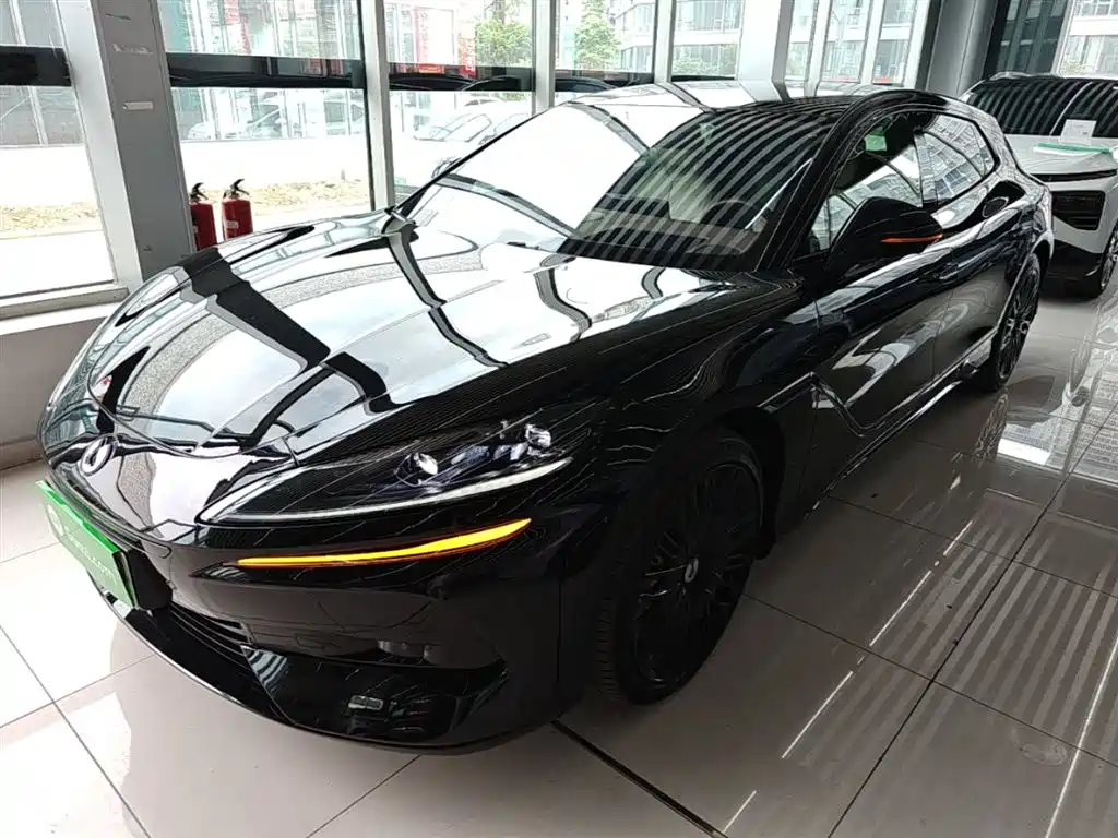 Denza Denza Z9GT 2024