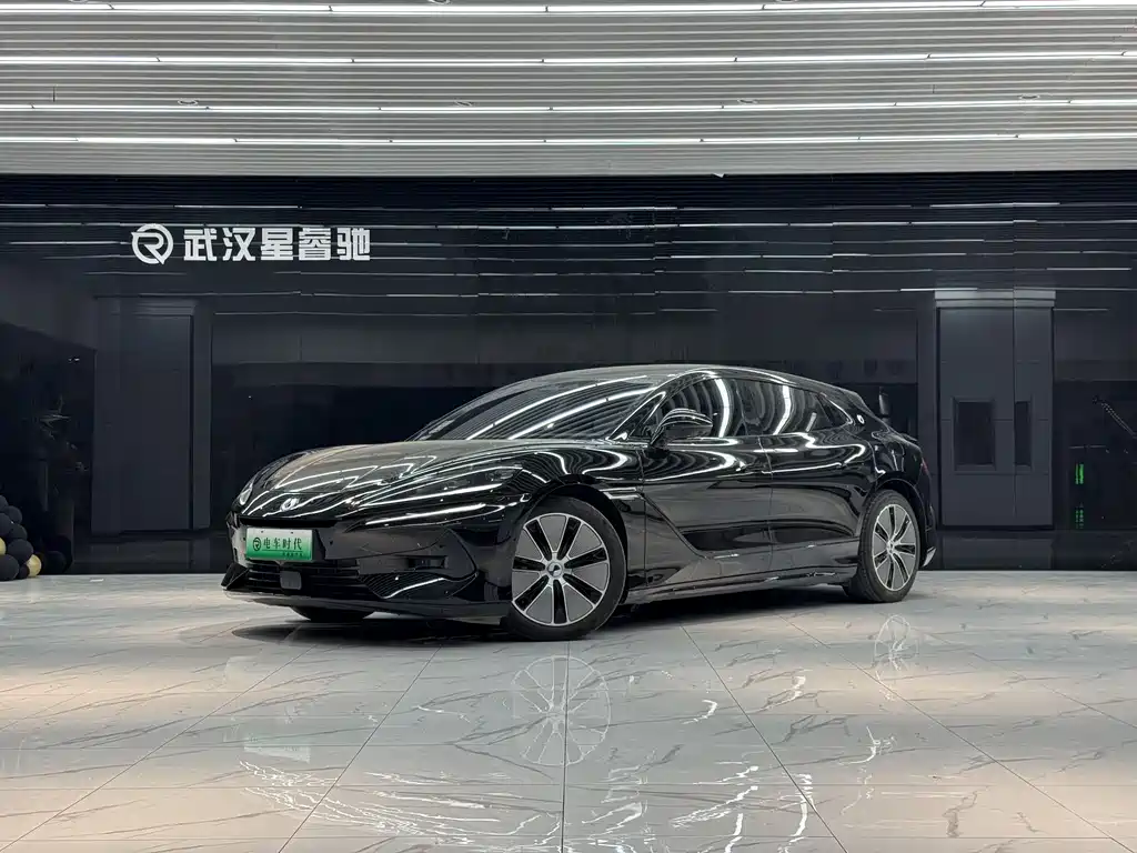 Denza Denza Z9GT 2025