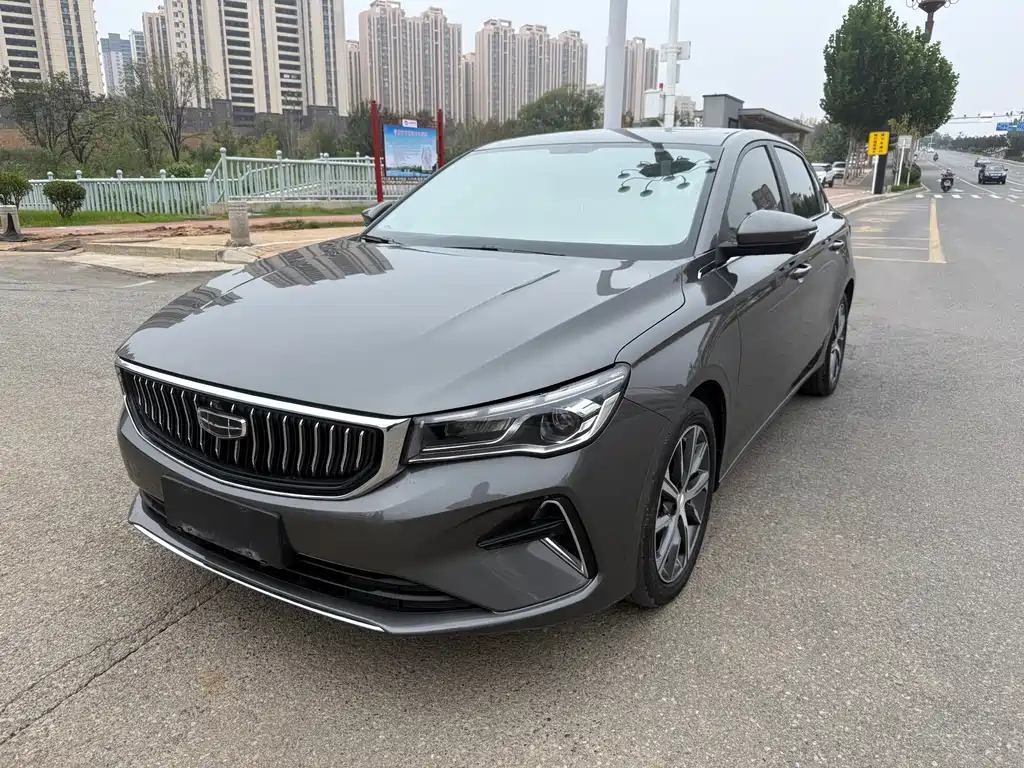 Geely Emgrand 2024