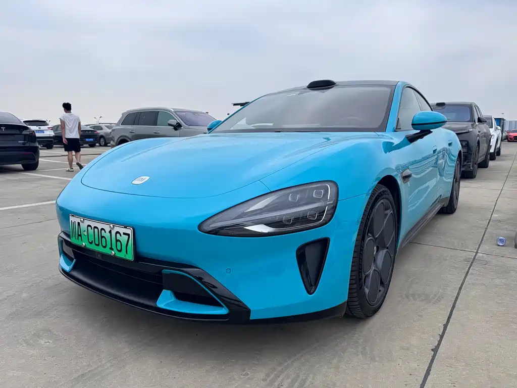 Xiaomi SU7 2025