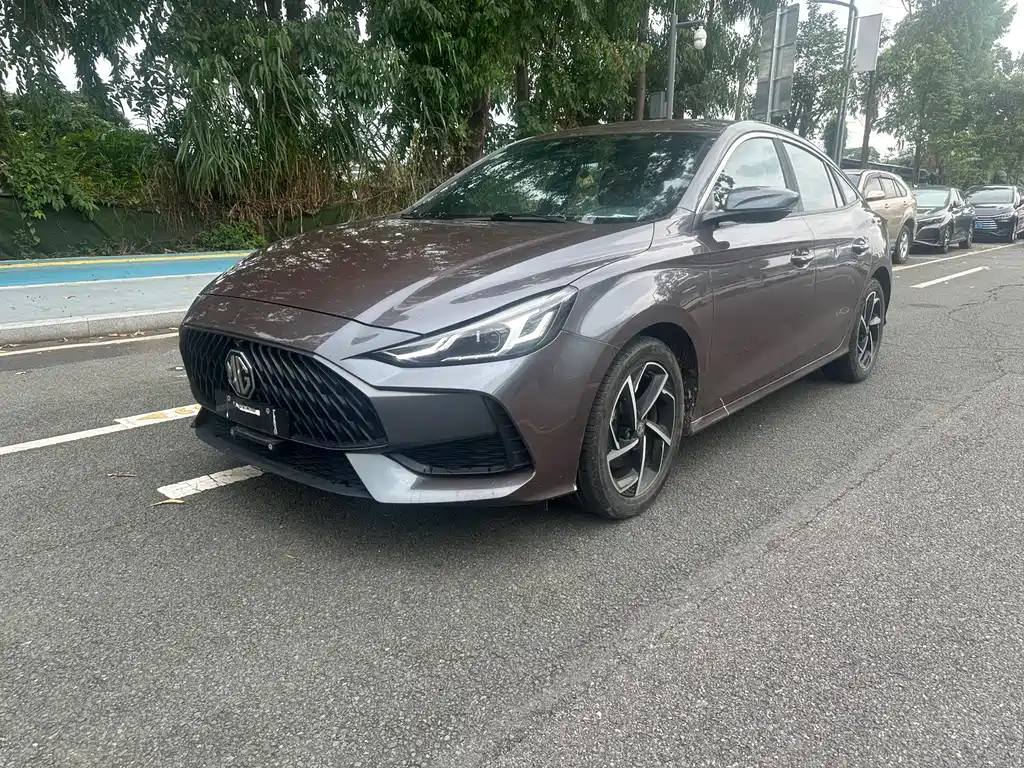 MG MG5 2021