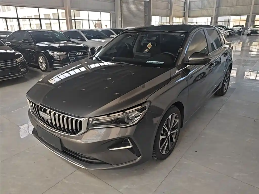 Geely Emgrand 2025