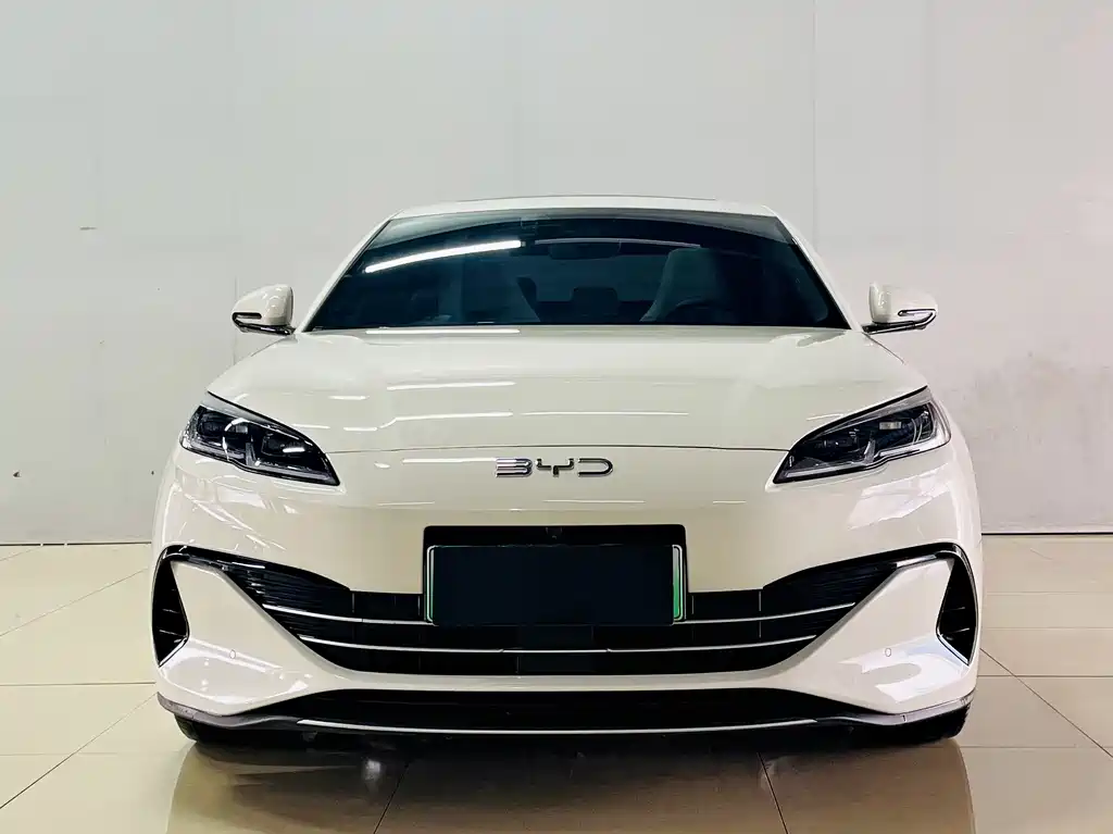 BYD 海豹06 2025