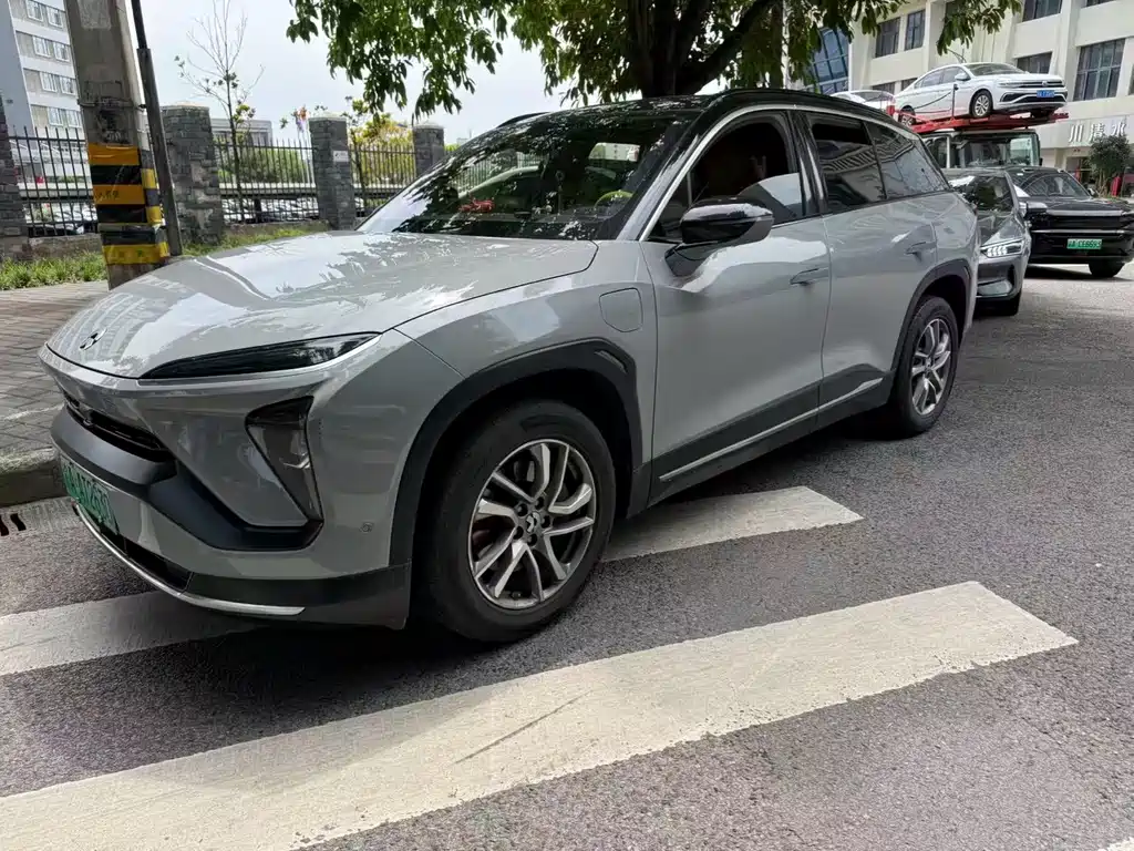NIO ES6 2021