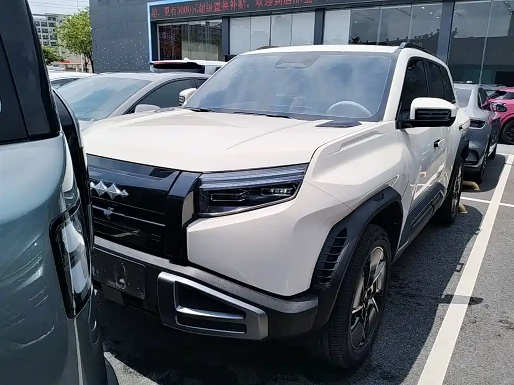 Fang Cheng Bao Titanium 3 2025