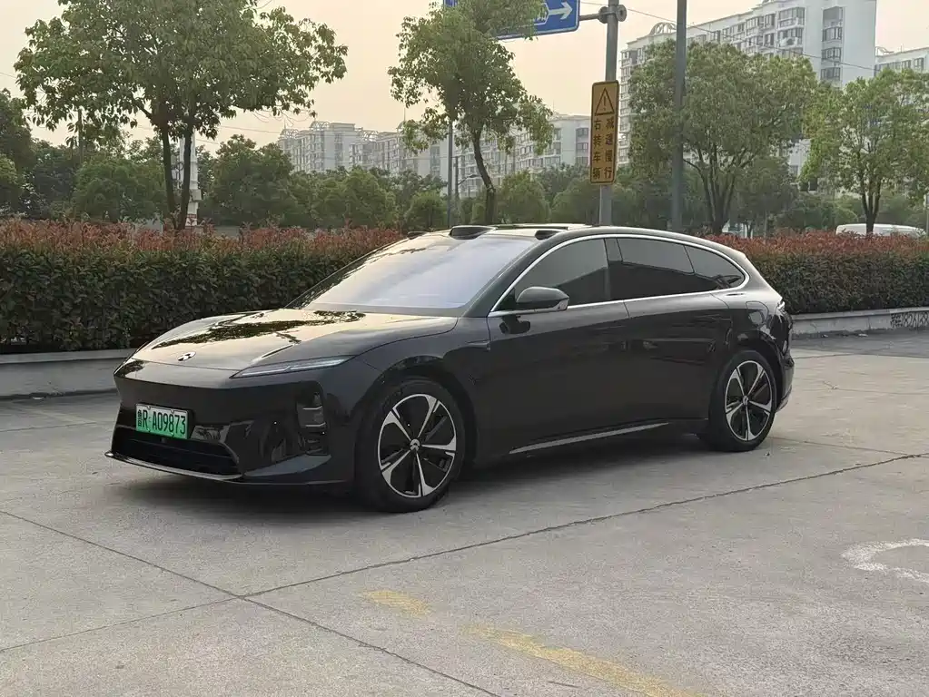 NIO ET5T 2025