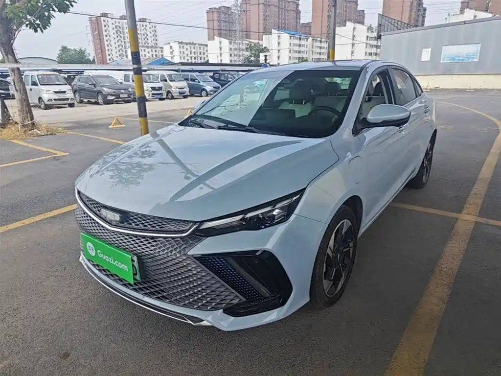 Geely L HiP 2023