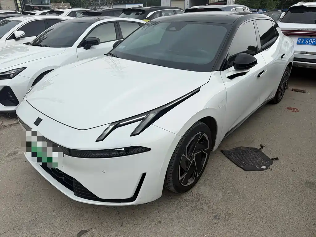 Lynk & Co 07 EM-P 2024