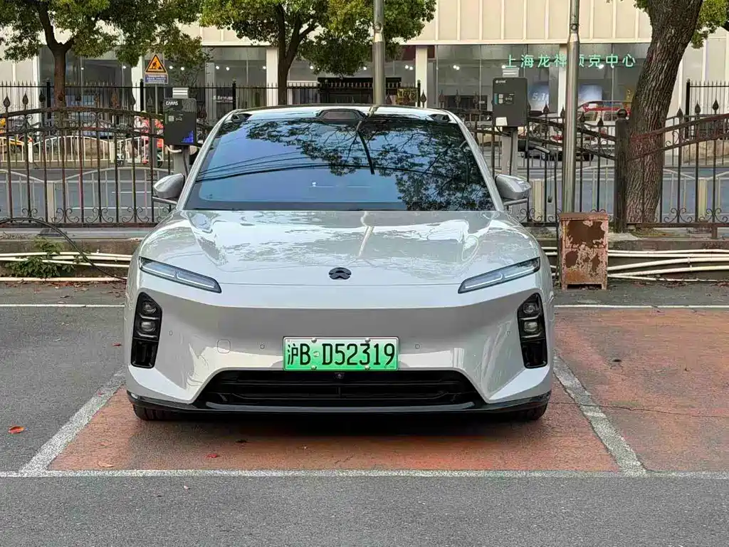 NIO ET5T 2025