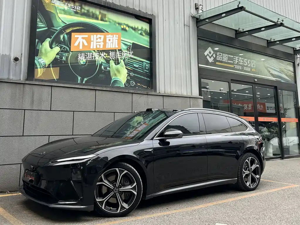 NIO ET5T 2024