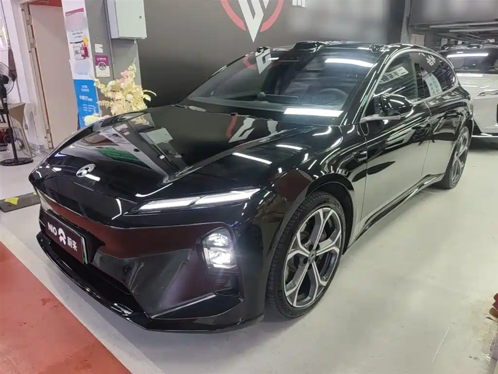NIO ET5T 2025