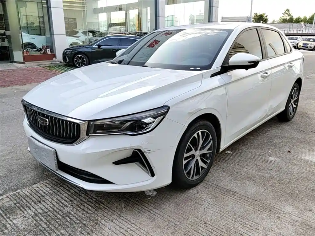 Geely Emgrand 2024