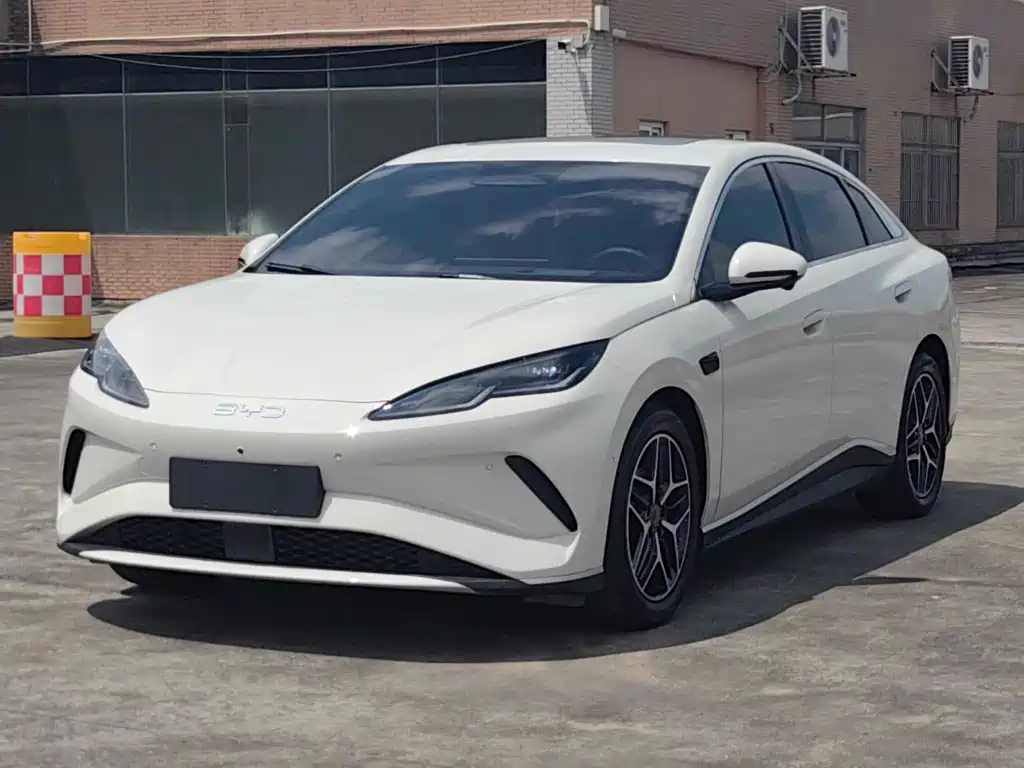 BYD 海豹06 2025