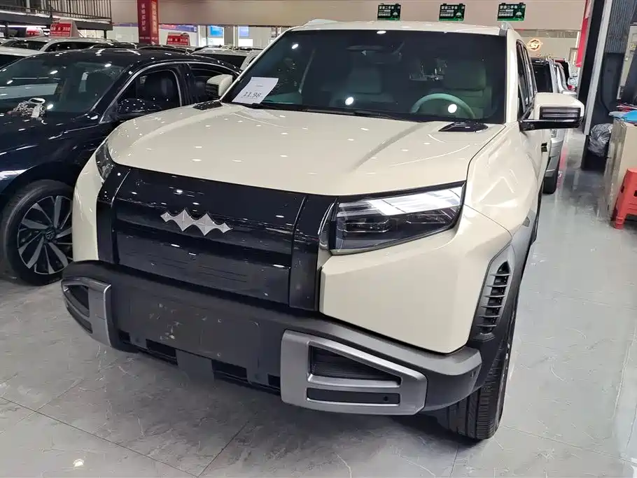 Fang Cheng Bao Titanium 3 2025