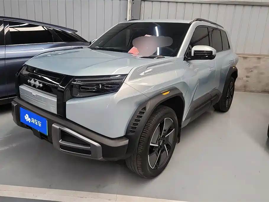 Fang Cheng Bao Titanium 3 2025