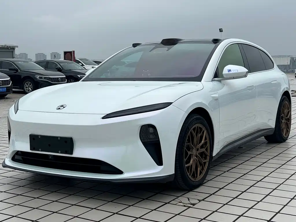 NIO ET5T 2023