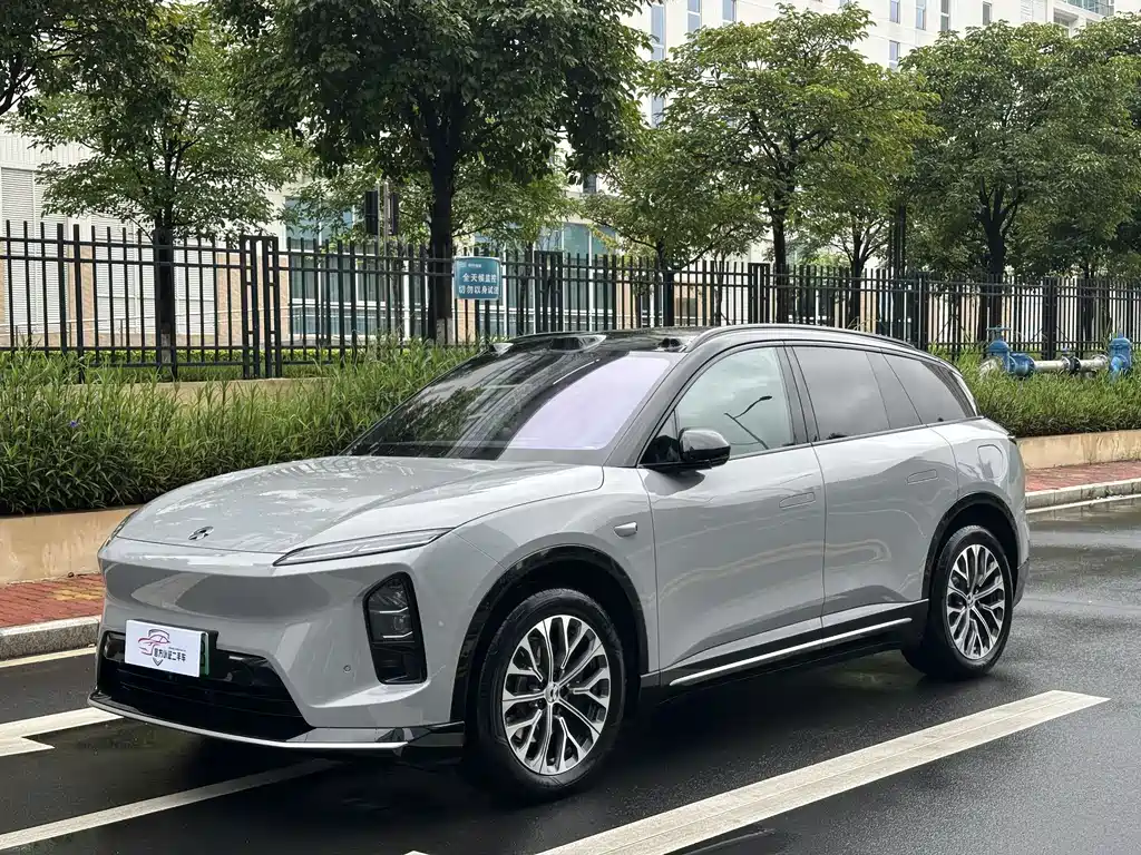 NIO ES6 2025