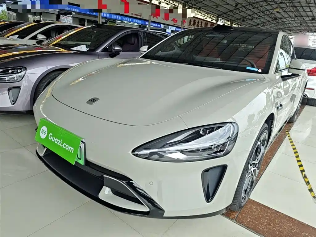 Xiaomi SU7 2025