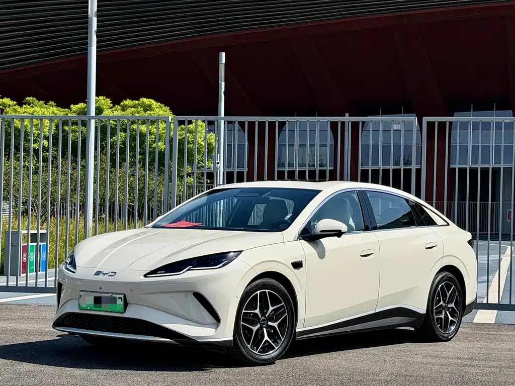 BYD 海豹06 2025