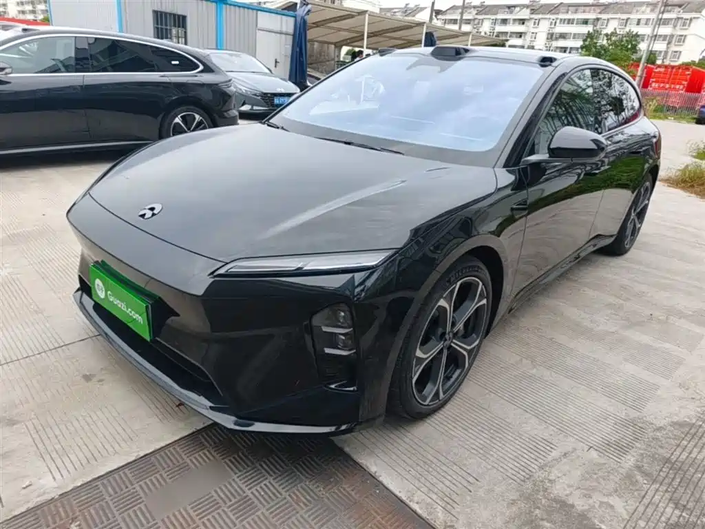 NIO ET5T 2025