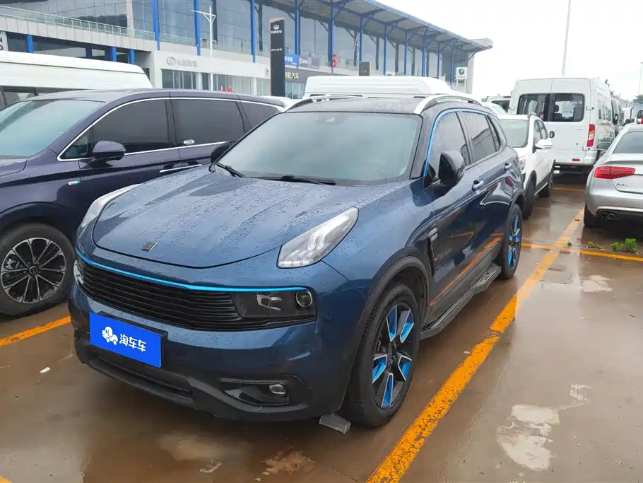 Lynk & Co 01 2018