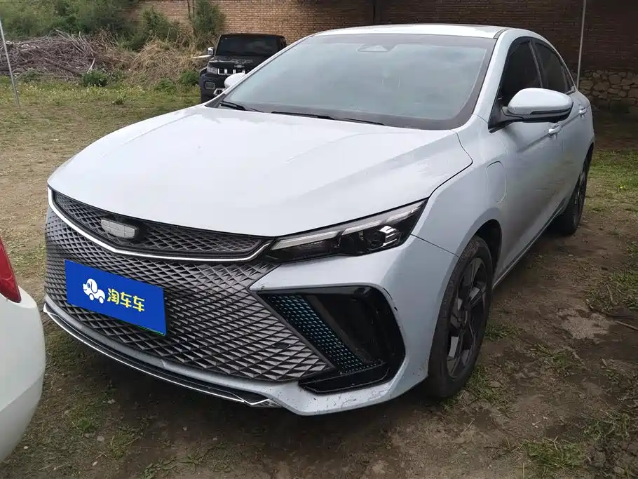 Geely L HiP 2023