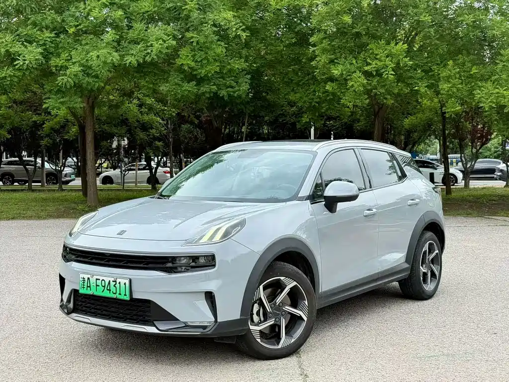 Lynk & Co 06 EM-P 2021