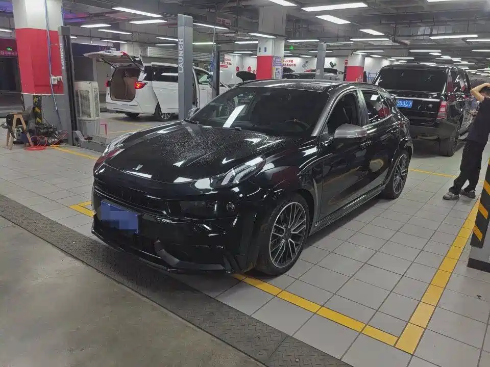 Lynk & Co 02 Hatchback 2022