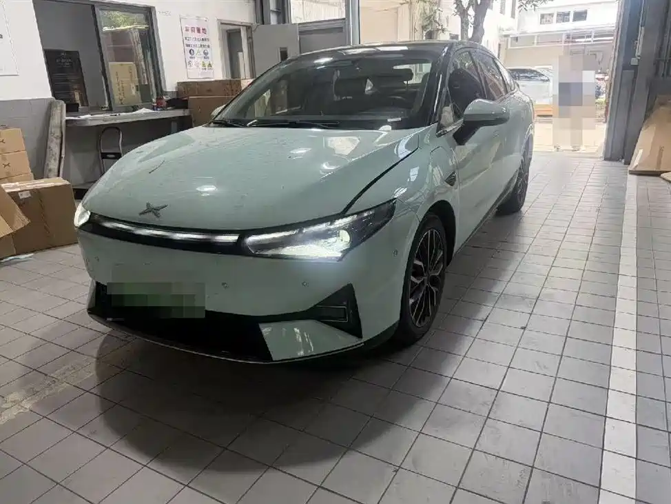 XPENG P5 2021