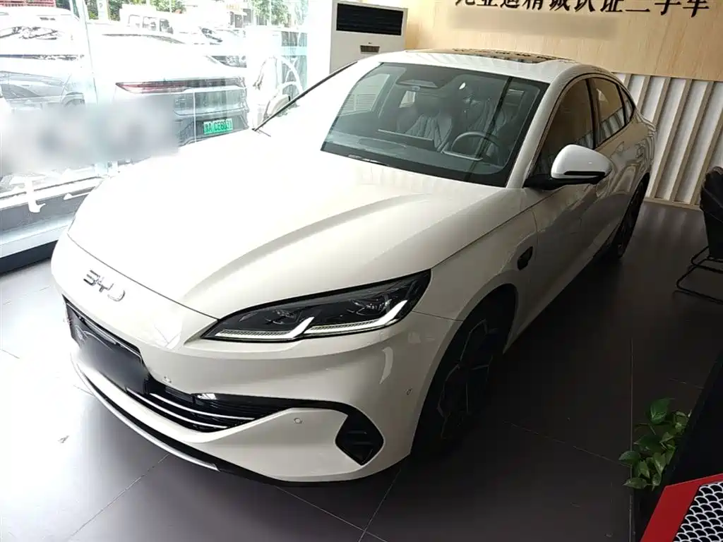 BYD 海豹06 2025