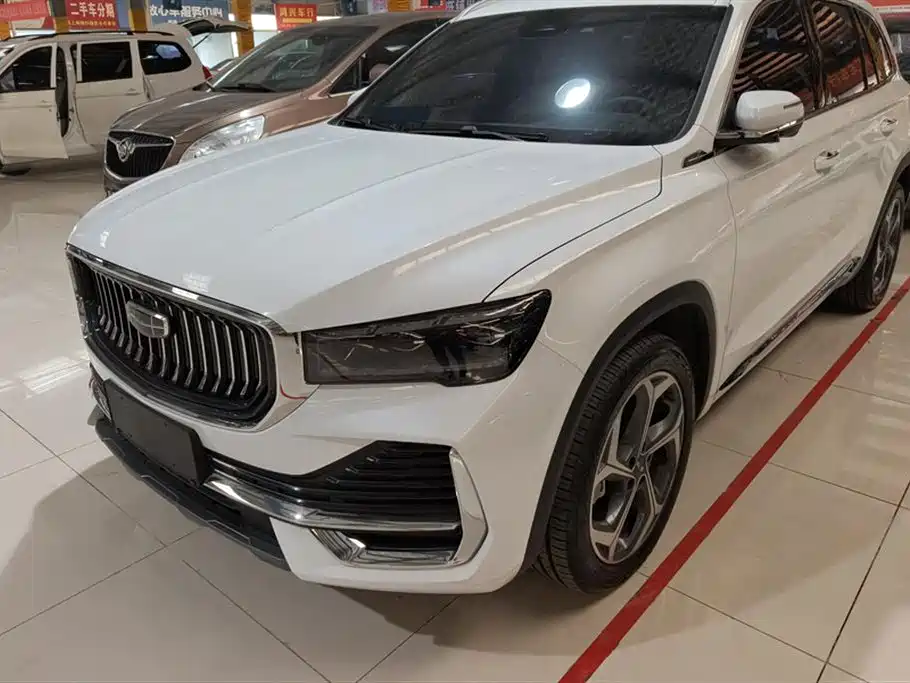 Geely Xingyue L 2025