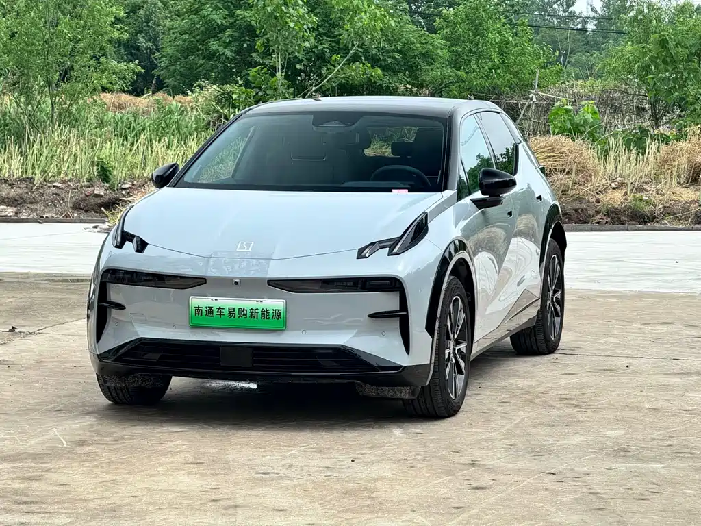 Zeekr X 2024