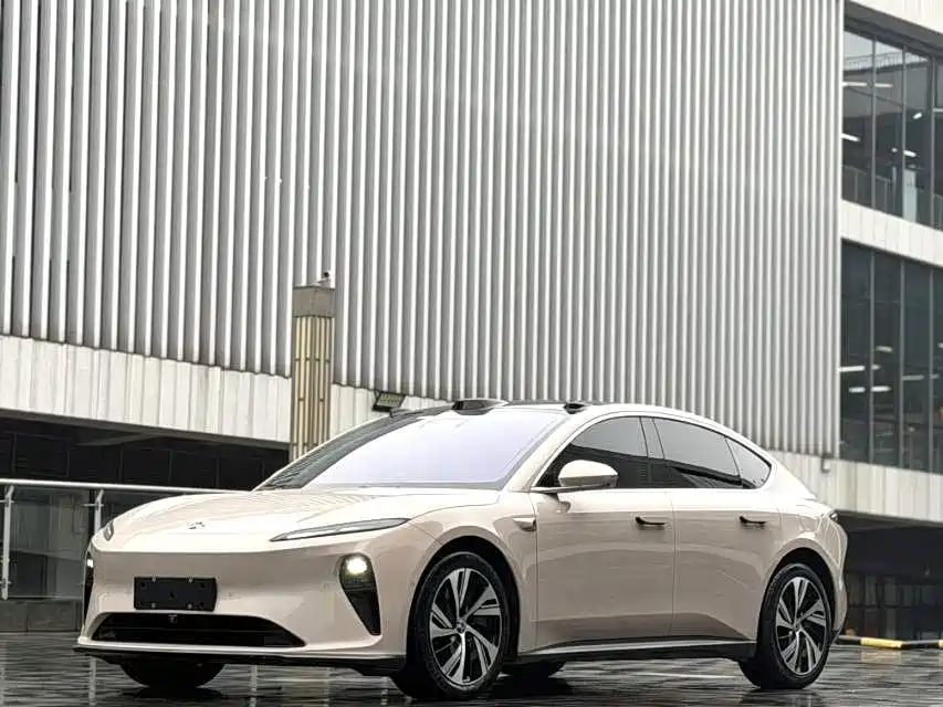 NIO ET5 2023